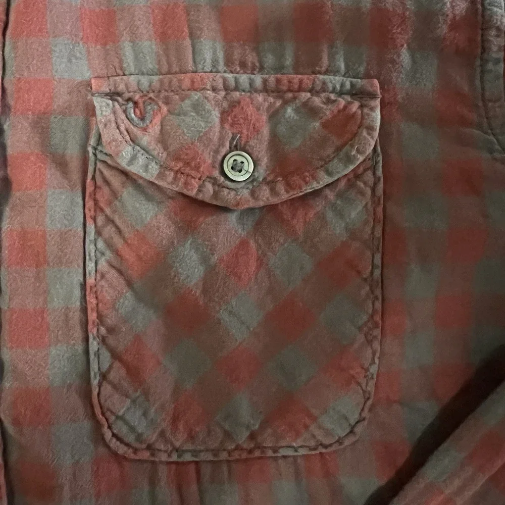 True Religion Sportswear Men's Button Down Plaid Shirt Size Large‎ Red & Gray